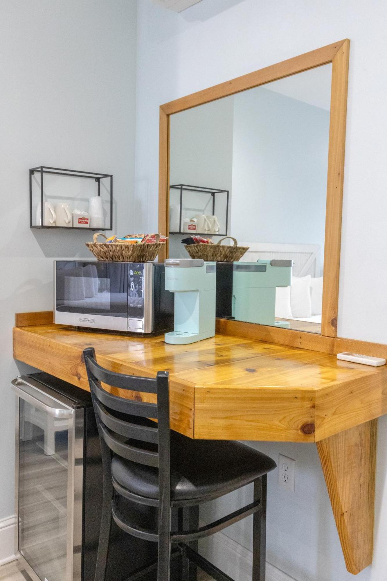 Hotel Whiskey In Pass Christian Ngoại thất bức ảnh