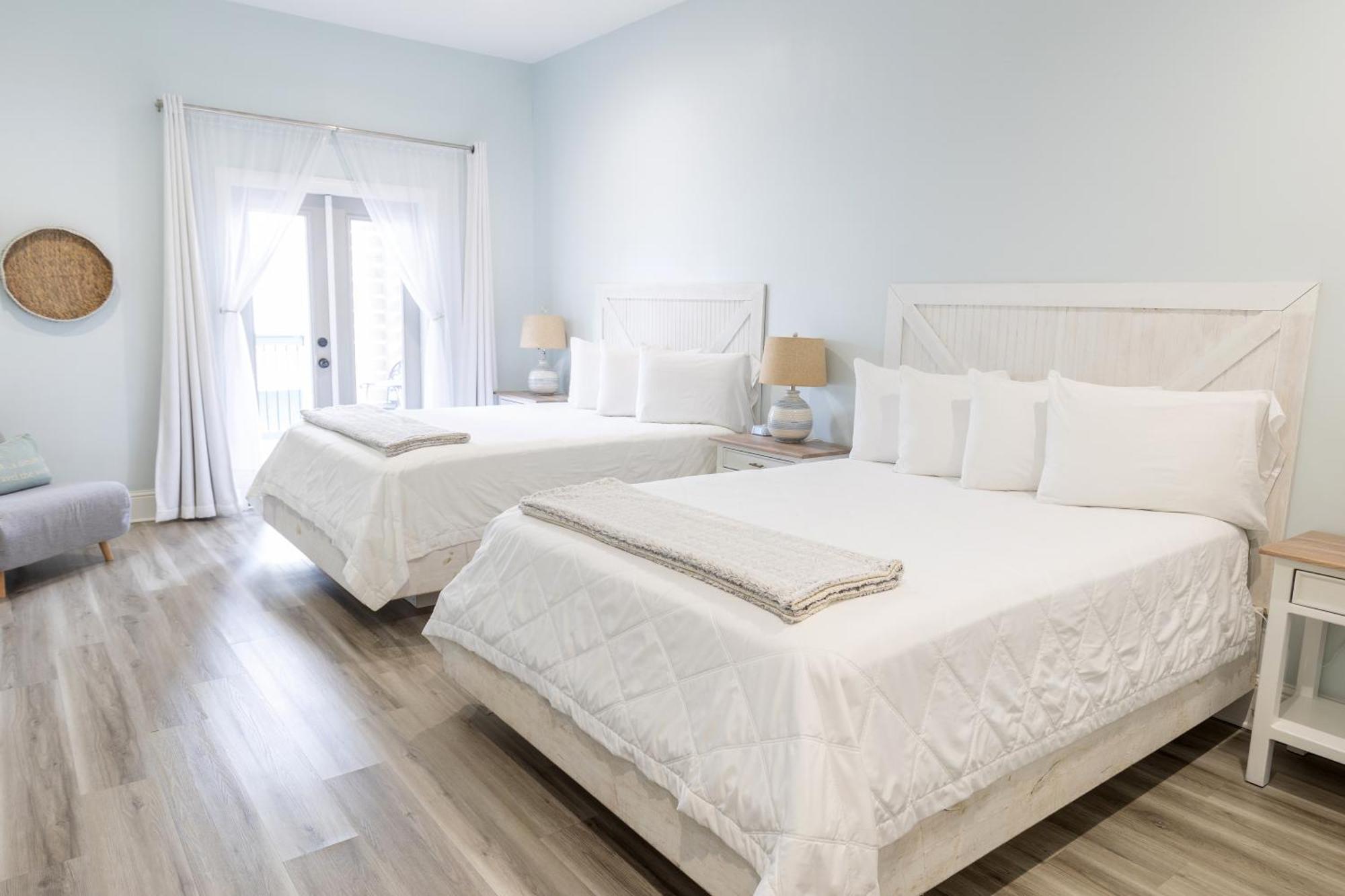 Hotel Whiskey In Pass Christian Ngoại thất bức ảnh